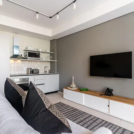 The Rose 201-2Bedroom Apartment With Rooftop Pool Cape Town Exterior photo